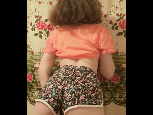 ❤️ Sexi mladá kočka si vyzlieka šortky pred kamerou ️ Ruské porno na porno sk.porn-mz-com.ru ❌❤