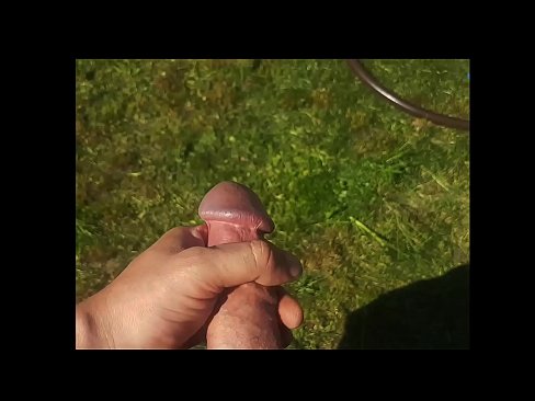 ❤️ Horúca kočka si nechá jebnúť ružovú kundičku a vystrieka sa so squirtom v letnej záhrade ️ Ruské porno na porno sk.porn-mz-com.ru ❌❤